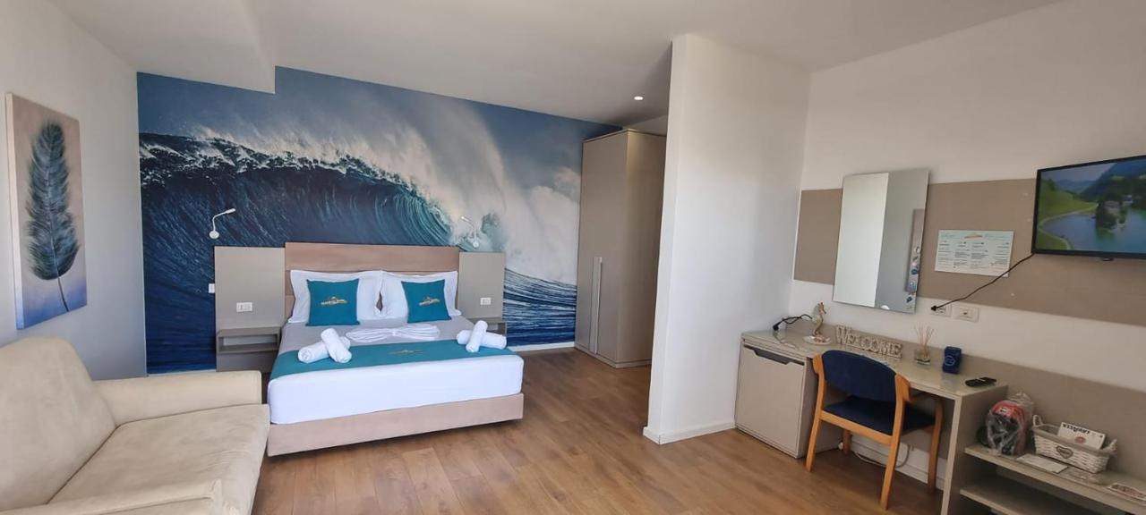 Suncoast Rooms Port Side Саранда Экстерьер фото